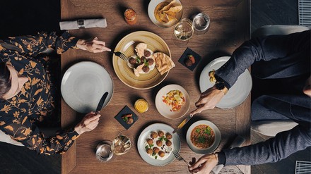 Walking-Dinner-Event „Sascha & Friends“ im Travel Charme Ifen Hotel