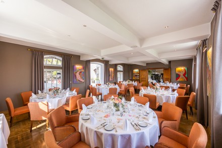 Das Schloss Eberstein beherbergt u. a. ein Sterne-Restaurant. (Foto: Sotheby´s International Realty Baden-Württemberg)