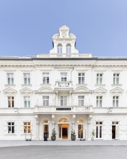 Das Grand Hotel Straubinger in Bad Gastein öffnet am heutigen Freitag erstmals seine Türen. (Foto: © BWM Designers Architects)