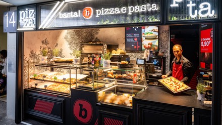 Basta! am Hamburger Hauptbahnhof