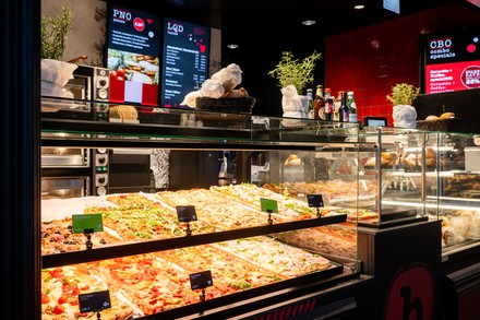 Leckere Pinsa und Pasta zum Genießen. (Foto: © Basta/ Romanus Fuhrmann)