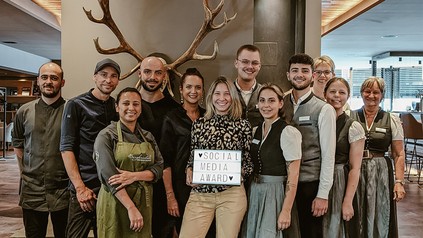 Das ganze Team des Hotels "Das Bergkristall - Mein Resort im Allgäu" freut sich über die Auszeichnung.