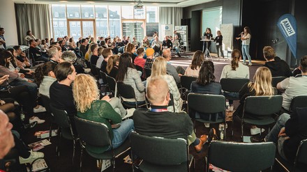 In diesem Jahr findet das HSMA Hotelcamp vom 2. bis zum 4. November 2023 im Schloss Hohenkammer statt.