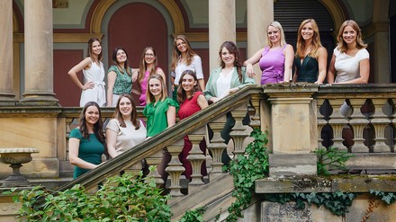 Diese 12 Kandidatinnen stellen sich zur Wahl. Wer wird die 75. Deutsche Weinkönigin?