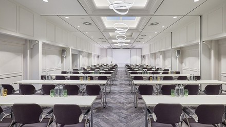 Le Méridien setzt auf moderne Technik für hybride Veranstaltungen.