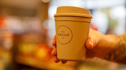 Mehrweg-Recup-Becher
