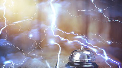 Die Klingel an einer Rezeption