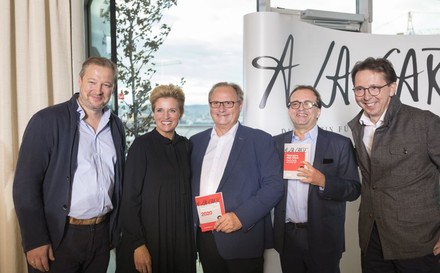 (v. l.): Andreas Döllerer, Birgit Reitbauer (Steirereck), Gerhard Milletich (Geschäftsführer A La Carte), Christian Grünwald (Herausgeber und Chefredakteur A La Carte) und Heinz Reitbauer (Steirereck)
