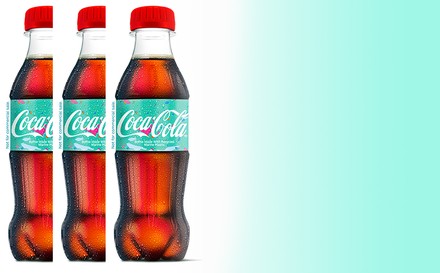 Coca-Cola Musterflasche aus 25 Prozent Meeresplastik