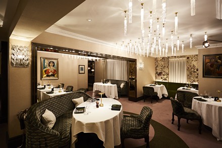 Das Restaurant Francatelli im Althoff St. James's Hotel & Club mit integrierter Bar ersetzt das bisherige Seven Park Place. (Foto: © Steven Joyce)