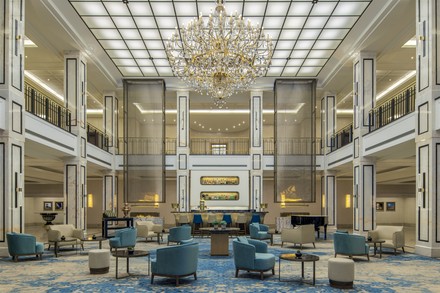 Marriott Berlin lobby
