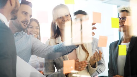 Workshop zur Problemlösung beim FCSI (Foto: © Ndabcreativity/stock.adobe.com)