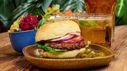 New-Meat Earth Day Burger von Enchilada und Redefine Meat