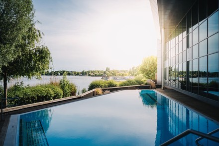 Außenpool des Resort Mark Brandenburg