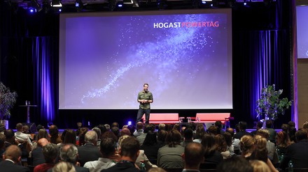 Mehr als 300 Teilnehmer wohnten dem HOGAST-Powertag 2024 bei.