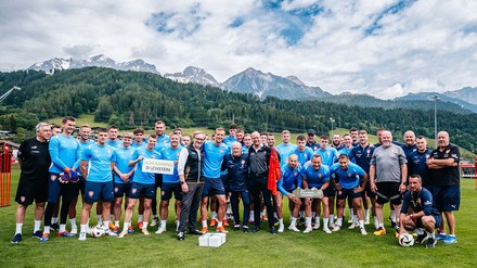 Das tschechische Fußballnationalteam bereitet sich eine Woche lang in der österreichischen Urlaubsregion Schladming-Dachstein auf die bevorstehende Europameisterschaft vor.