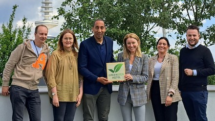 Entgegennahme des Zertifikats