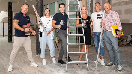 Daniel Chuchlik (COO Le Burger); Ing. Andreas Gärtner (Innenarchitektur Gärtner2); Mag. Markus Aumair (Geschäftsführer Center); Mag. Isabel Hahn (Marketingleitung Center), Danijela Fustic (Lebensgefährtin von Dario FN); Dario Pejic (Franchise-Nehmer)