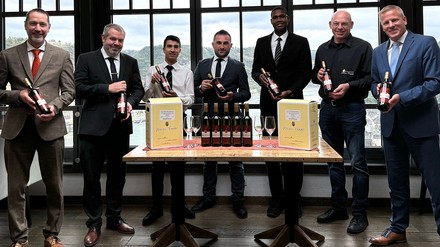 Präsentation des diesjährigen 2023er „Oberweseler Oelsberg Riesling Spätlese – edelsüß“