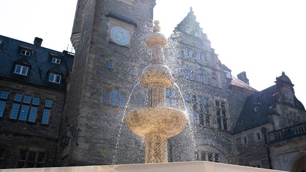 Brunnen am Schlosshotels Kronberg