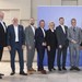 Das neue Präsidium des DEHOGA Bundesverbandes anlässlich der Delegiertenversammlung am 11. November 2024: Guido Zöllick (6.v.l.) mit seiner neuen Stellvertreterin Angela Inselkammer und seinem Stellvertreter Otto Lindner (5.v.r.) und Schatzmeister Gereon Haumann (4.v.l.) sowie den Präsidiumsmitgliedern (v.l.) Patrick Rothkopf, Michael Steiger, Florian Hary, Michael Schmidt, Fritz Engelhardt, Robert Mangold und Holger Bösch. (Nicht auf dem Bild: Stephan von Bülow, Marco Nussbaum, Rolf Seelige-Steinhoff)