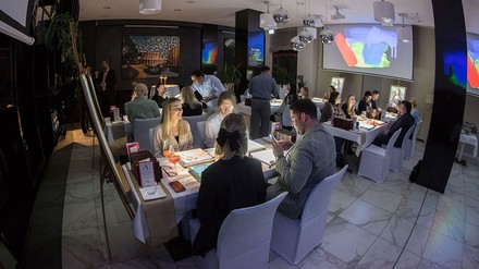 Dinner-Show „7 Paintings“