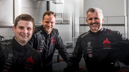 Rolf Straubinger mit seinen Nachfolgern Markus Waibel und Dominik Holl