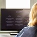 Frau arbeitet mit Chat gpt