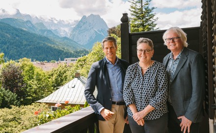 Marianne und Michael Holzinger mit Torsten Vey