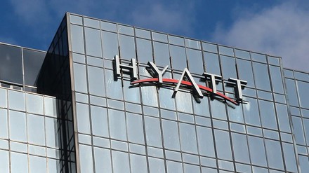 Hyatt Logo auf Hotel
