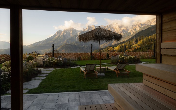 Verspiegelte Saunas mit Panorama