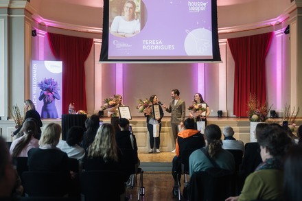 Teresa Rodrigues bei der Siegerehrung