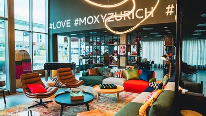 Lounge im Moxy Zürich