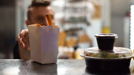 Lebensmittel in Verpackungen