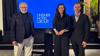 Prof. Dr. h.c. Stephan Gerhard, Geschäftsführer Solutions Holding; Homeira Amiri, CEO Amiri Consulting & Hospitality GmbH; Marc-Michael Hanemann, ehem. VP of Commercial Development bei Ennismore Germany
