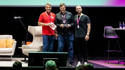 Christian Müller (CPO), Jochen Emig (CEO) und Otto Lindner (IHA-Vorsitzender)