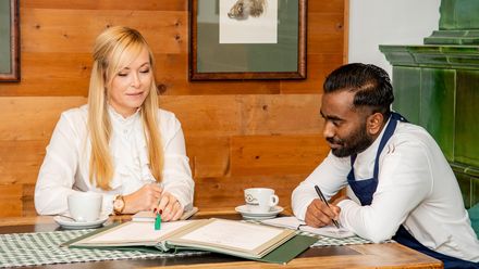 Michaela Merz und Rabeea Klaus