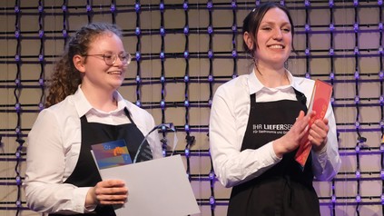 Sonja Suchomel und Amelie Weihrauch