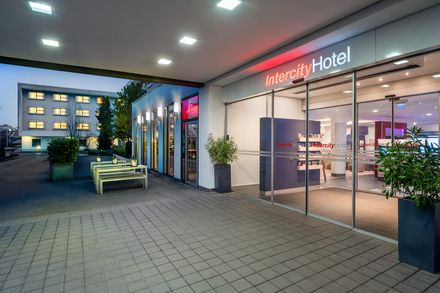 Eingang Terminal 3 am Frankfurter Flughafen