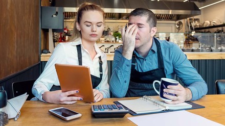 Gastronom verzweifelt über den Betriebszahlen
