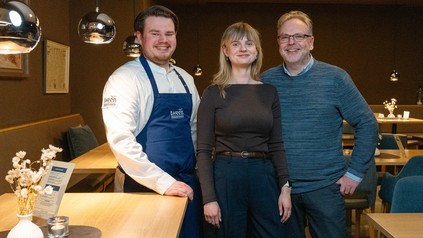 Jörn und Eske mit Vater Uwe Peters