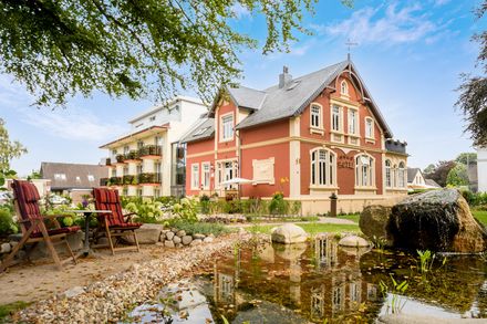 Außenansicht Parkhotel Jever