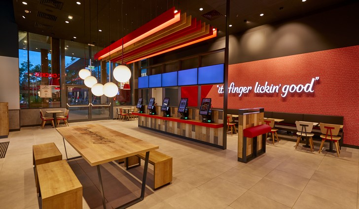 Gastraum des KFC-Restaurants im Kaufpark Nickern in Dresden