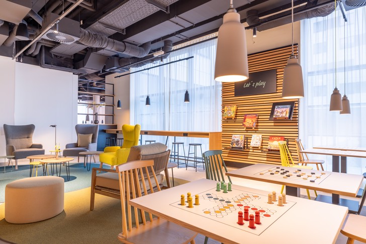 Lounge des Leonardo Smart Vienna Airport