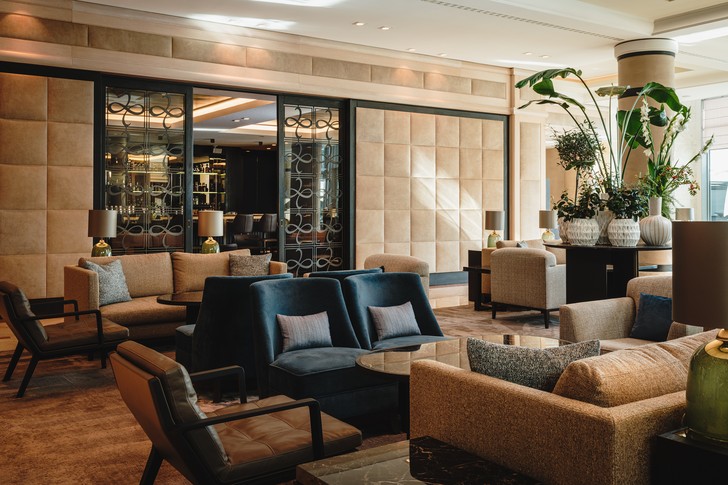 Lobby des Althoff Seehotel Überfahrt