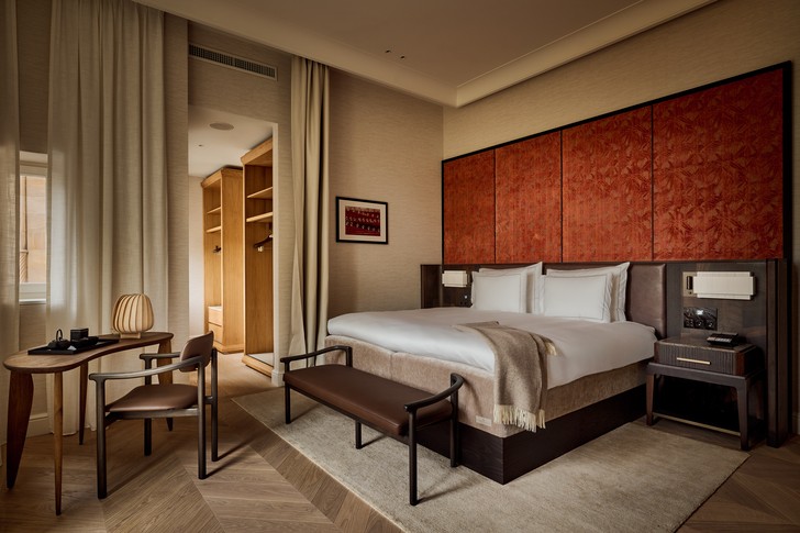 Signature Suite