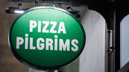 Schild Restaurant Pizza Pilgrims