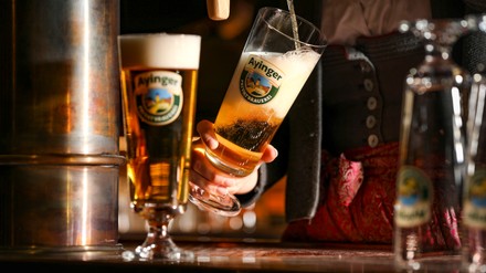 „Ausgezeichnete Bierkultur“ im Wirtshaus Ayinger am Platzl. (Foto: © Platzl Hotels)