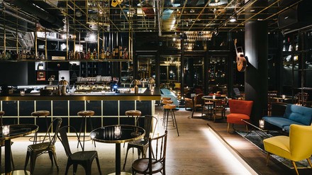 Ruby Lilly Hotel & Bar