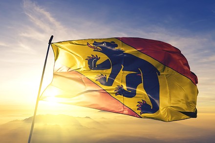 Die Glagge des Schweizer Kantons Bern